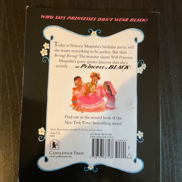 Book - The Princess in Black and the Perfect Princess Party. K119 - Picture 2 of 3